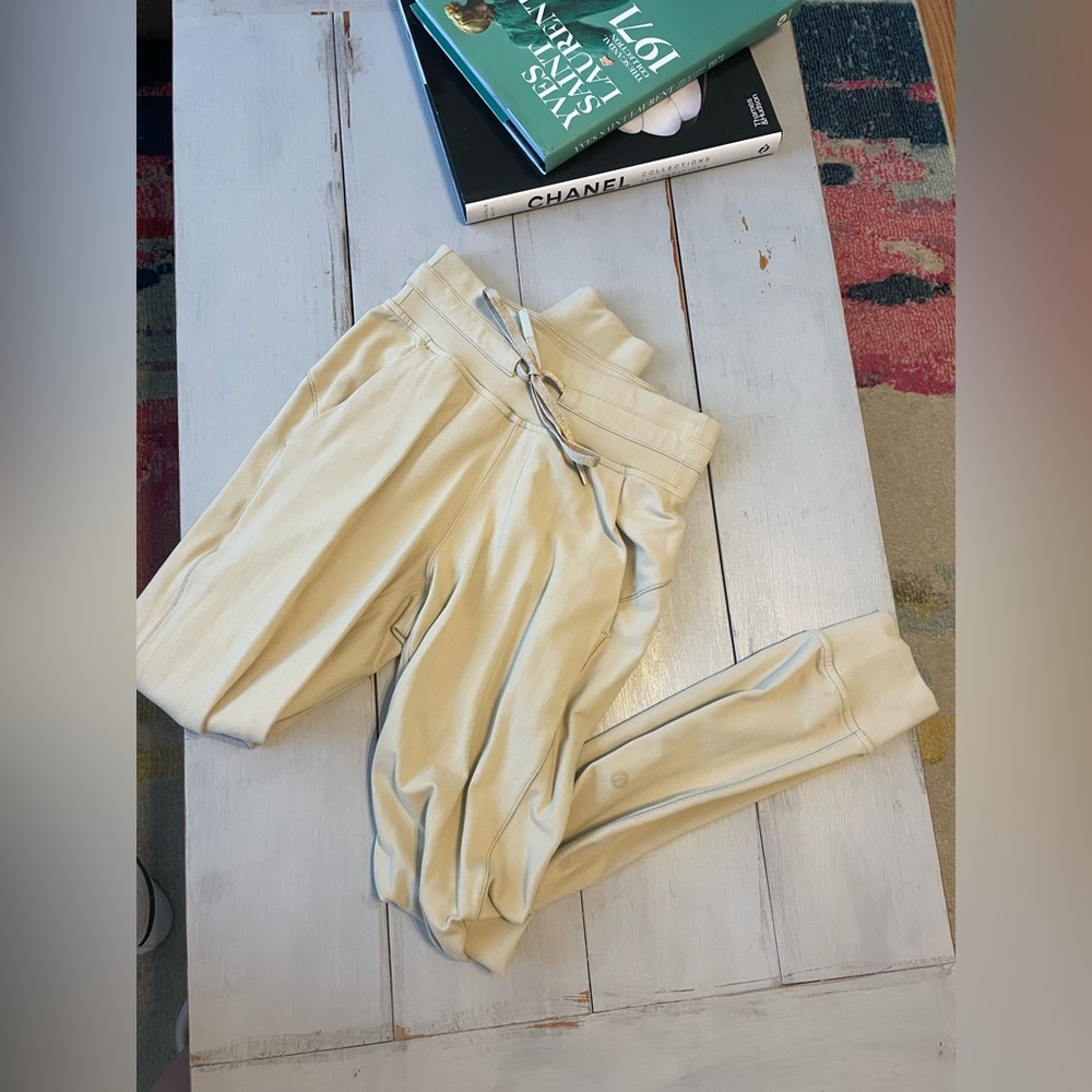 Lululemon align joggers